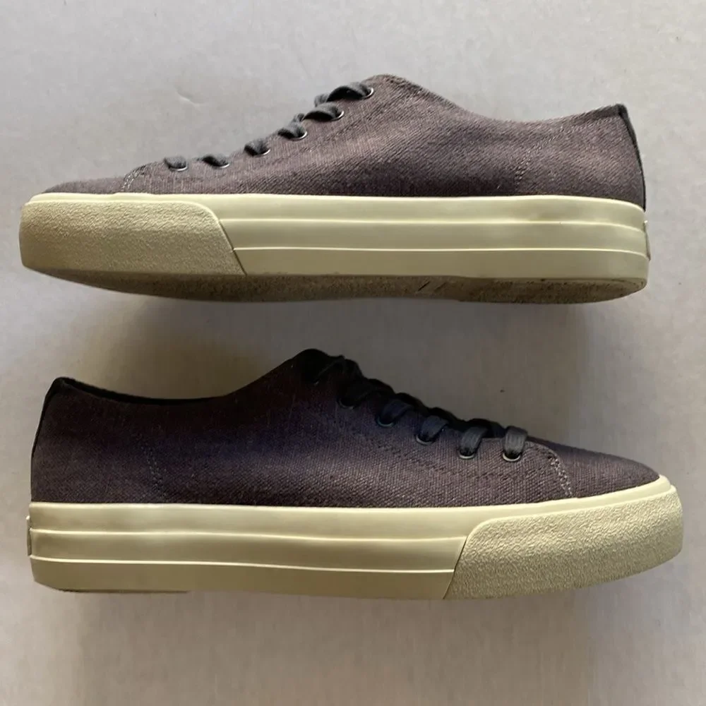 VINCE Women’s Sneakers with Leather Lining Size 8.5 US